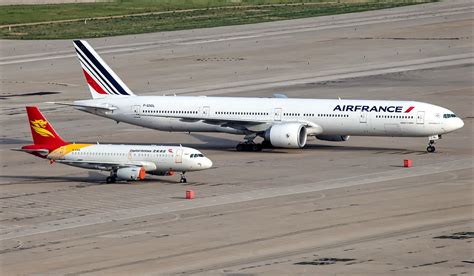 Airbus A319 100 And Boeing 777 300er Size Comparison Aeronefnet