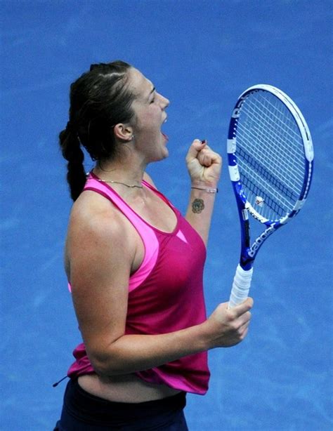 3 temmuz 1991, samara, rusya), rus profesyonel tenis oyuncusudur. tatouage de Anastasia Pavlyuchenkova
