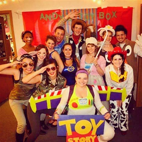 50 Group Disney Costume Ideas For You And Your Squad To Wear This Halloween Disney Group