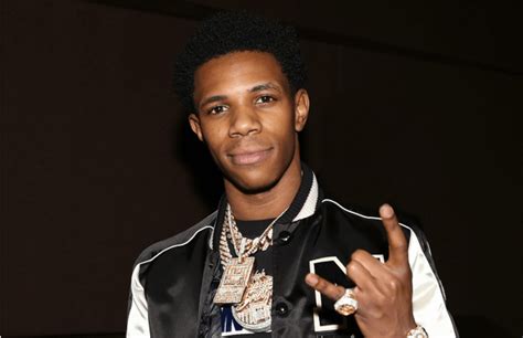 a boogie wit da hoodie s ‘hoodie szn sets record for the fewest copies sold by a no 1 album