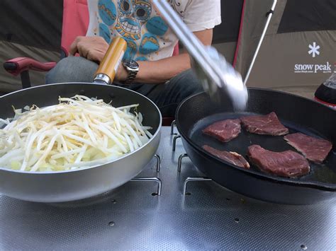 ※オンラインストアのみの販売です。 ストレッチ カラダの動きにフィットする伸縮素材。 抗菌防臭 においの元になる雑菌の増殖を抑制し、汗や生乾きなどの嫌なにおいを抑えます。 最新 焼肉 フライパン 網 - 食べ放題