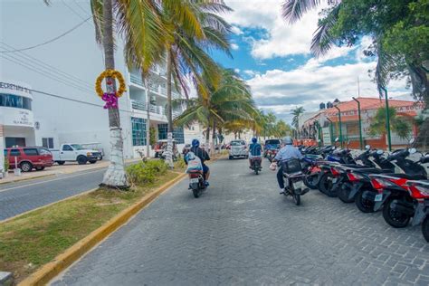 Isla Mujeres January 10 2018 Outdoor View Of Some Riders With Some
