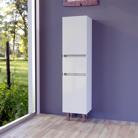 De l'inspiration à la réalisation, nos chefs de projets experts vous accompagnent. Armoire de salle de bain UNIVERS