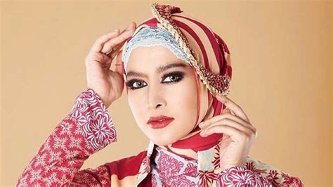 cynthiara alona lepas hijab warganet kecewa showbiz
