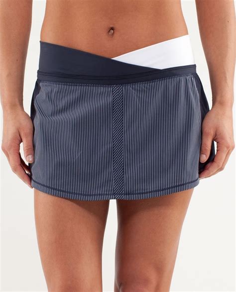 Find every lululemon item all in one place. Lululemon Run: Pace Skirt - Wagon Stripe Inkwell / Inkwell ...