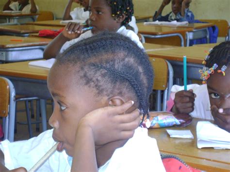 Um Tempo Em Angola E Por Outras Partes Do Mundo Crianças Infinitas