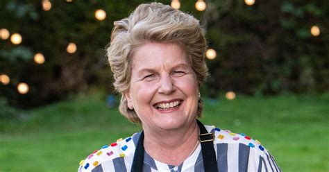 Yuk, simak pembahasan mengenai cara mencari kata sandi facebook atau cara mencari kata sandi facebook di android di bawah ini. Sandi Toksvig Is Leaving The Great British Bake-Off