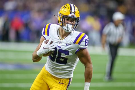 Lsu Freshman Tight End Mason Taylor Has Been Quite A Find At A Position