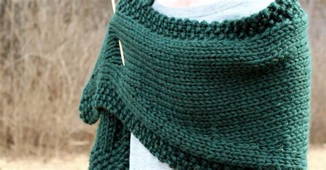 Designed to work with joy of fall shawl. "A Bit of Good Luck" Easy Shawl Knitting Pattern | Shawl ...