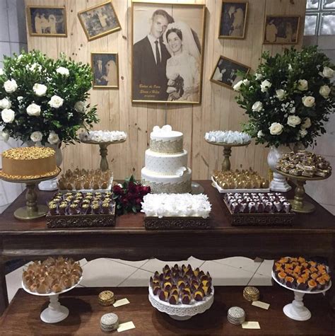 Hermosa celebración para los 45 años de casados con hermosos cuadros de