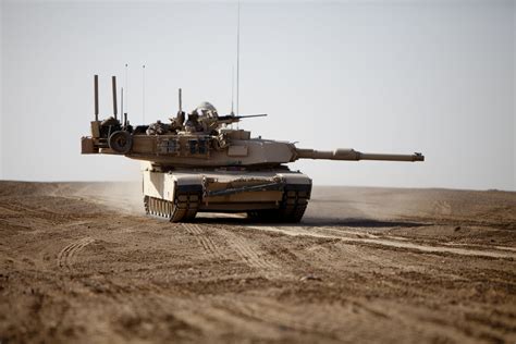 Hd Wallpaper M1a1 Abrams Tank Armored Vehicles Desert