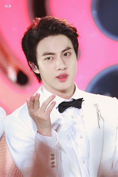 The fascinating jin from bts! A LITTLE BRAVER 🐬 on in 2020 | Seokjin, Worldwide handsome ...