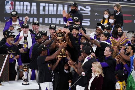 Enjoy the game between sacramento kings and los angeles lakers, taking place at united states on april. EN FOTOS: Los Lakers tocan la gloria en Orlando - Los ...