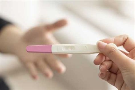 Pregnancy Test जानें पीरियड्स मिस होने के कितने दिन बाद करना चाहिए प्रेग्नेंसी टेस्ट