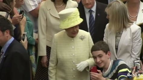 Teen In Ireland Jumps At Opportunity To Take Selfie With Queen