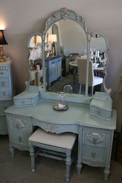 Dressing table cream single bedroom antique with skirt. Reloved Rubbish: Vintage Aqua Dresser and Vanity Set ...