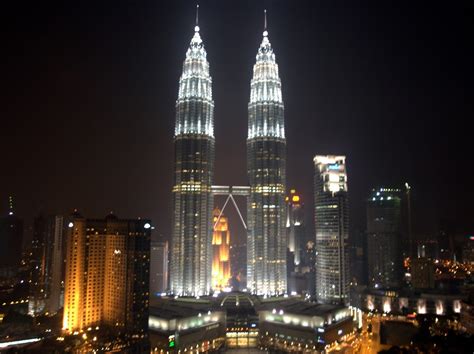 World Beautifull Places: Petronas Towers Malaysia Information And Nice ...