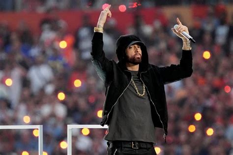 Nfl Says It Knew Eminem Would Kneel During Super Bowl Lvi Halftime Show