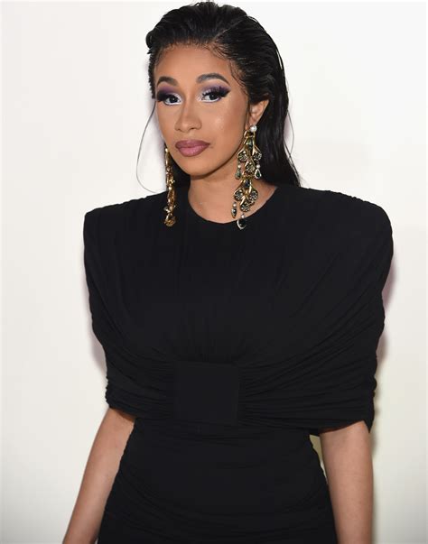 cardi b just shut down the people saying she looks ‘weird without makeup glamour