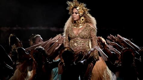 grammys 2017 watch beyoncé s dazzling performance vox