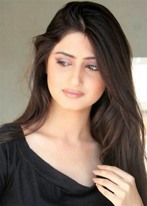Dynamic Views Very Pretty Pakistani Actress Sajal Ali Image Download