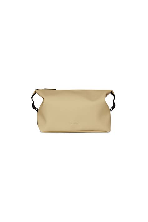 Rains® Hilo Wash Bag in Black for £39 | No Custom Duty