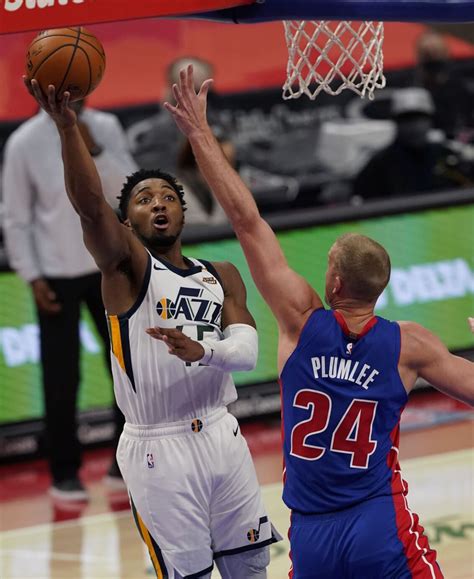 utah jazz withstand second half rally beat detroit pistons for second straight win deseret news