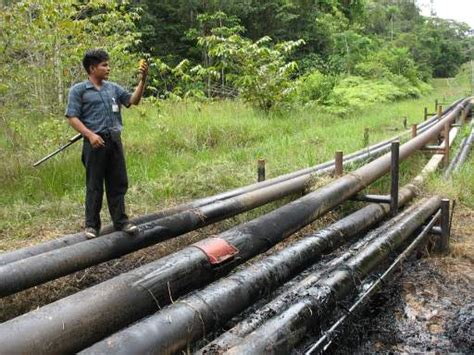 Perus Amazon At Risk 21st Century Oil Firms With 18th Century Laws