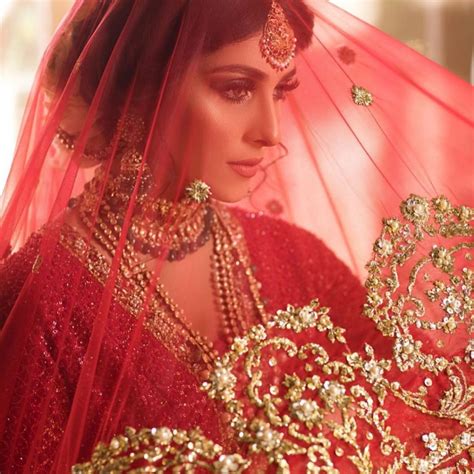 latest beautiful bridal photo shoot of actress ayeza khan reviewit pk