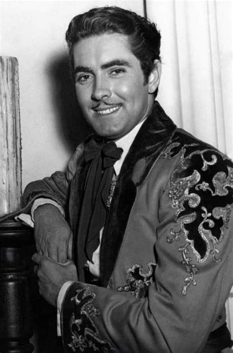 tyrone power for the mark of zorro old hollywood movies hollywood actor classic movie stars