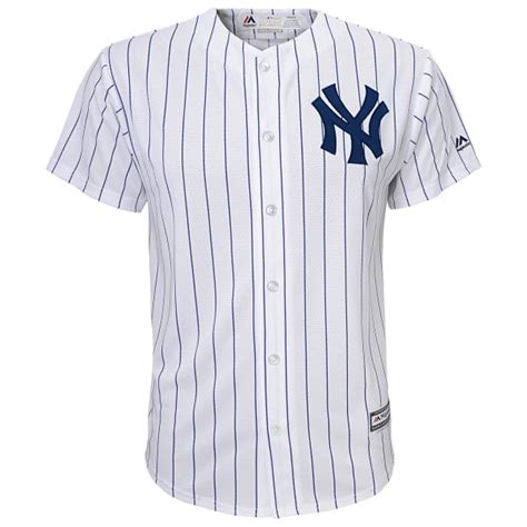 New York Yankees Boys Aaron Judge 99 Player Replica Jersey Bobs Stores