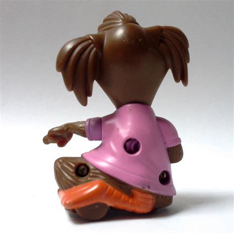 Es una pata que es una de los mejores amigos de chicken little, y está enamorada de él. Juguete Mcdonald's 2005 Abby Patosa De Chicken Little - Bs ...