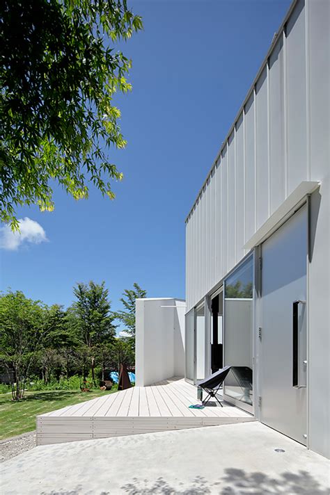 Takanori Ineyama Architects Residence In Japan Comprises A Single