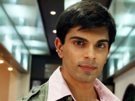 He chose to express his notion of independence through a painting. Karan Singh Grover Back To Qubool Hai Look | Karan Singh ...