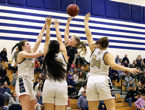 Lady Bruins Knock Off Falcons With Last Second Shot In Girls Regional