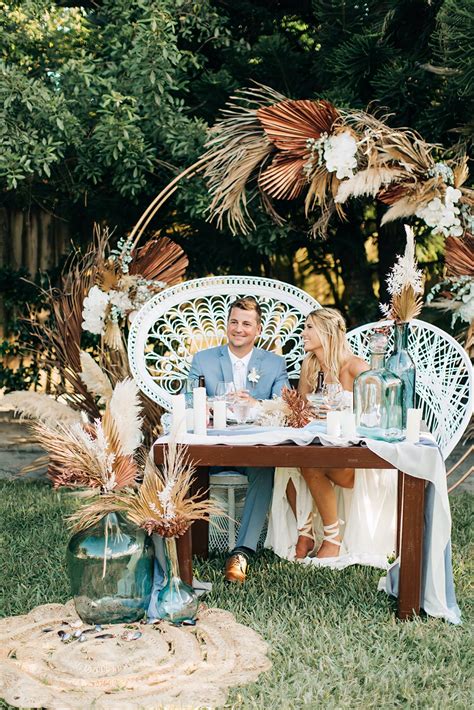 Backyard wedding ideas you can steal. Perfect Backyard Wedding Tips from The Bride Candy