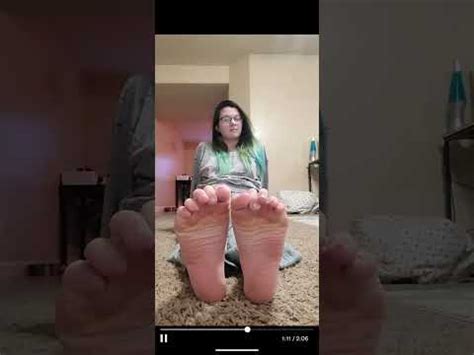 Emo Girl Shows Feet YouTube