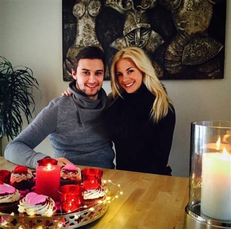 Petr 'peterix' mrázek is a member of the minecraft: Wives and Girlfriends of NHL players: Petr Mrazek & Sara ...