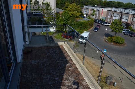 100m² verteilen sich auf zwei zimmer. Bonn-Duisdorf: Zwei-Zimmer-Wohnung mit großem Balkon ...