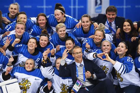 Naisten jääkiekkojoukkueiden määrä kasvaa Pekingissä: 