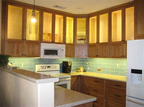 A simple tutorial for how to install led light strips under the kitchen cabinets, step by step o installing the led strip lights under cabinet with remote control the inadequate kitchen lighting can sometimes be frustrating, because sometimes the lack of light makes it difficult to determine if any of. Under Cabinet LED Lighting Kit - Complete LED Light Strip ...