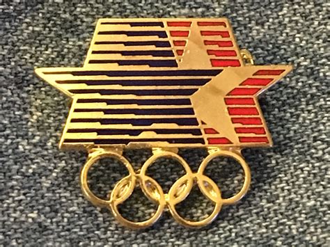 1984 Olympic Brooch Pin ~ La ~ Los Angeles Summer Games With Stars In Motion Logo And 5 Rings