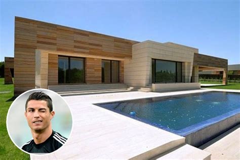 How Many Houses Does Cristiano Ronaldo Have Photos Archyworldys