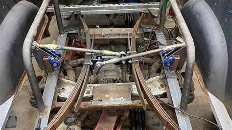 This 1977 Ford Pickup Project Has A Wild Pushrod Leaf Spring Suspension