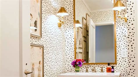 13 Pretty Small Bathroom Decorating Ideas Youll Want To Copy Stylecaster