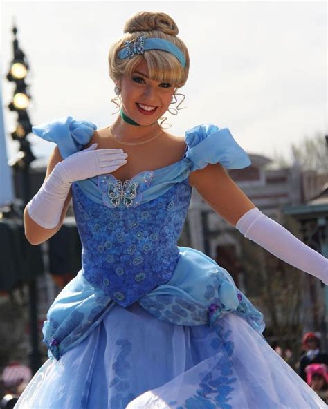 Cinderella In Real Life🐀 Disney Princess Fashion Disney Cosplay