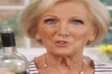 Mary Berry Opens Up On Her Shock Arrest At An Airport It Was Alarming Ok Magazine