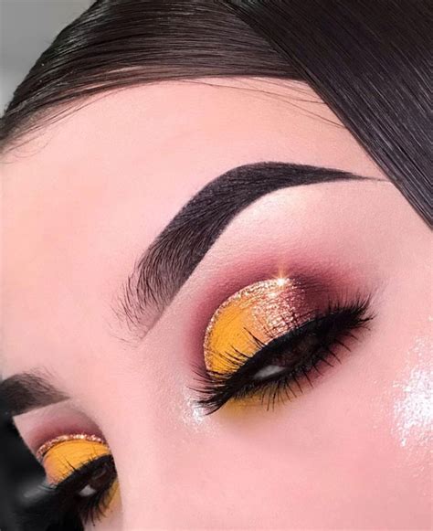 Gorgeous Makeup Trends To Be Wearing In 2021 Rose Gold And Yellow