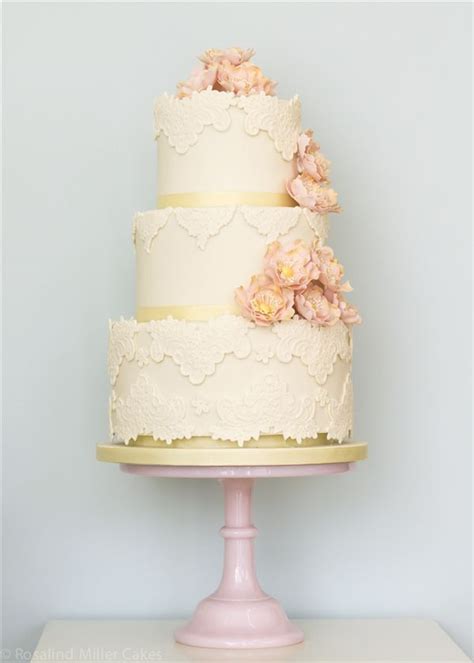 22 Elegant Wedding Cakes With Beautiful Details Deer Pearl Flowers