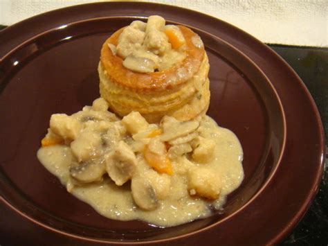 BOUCHEE A LA REINE AUX RIS DE VEAU ET QUENELLES